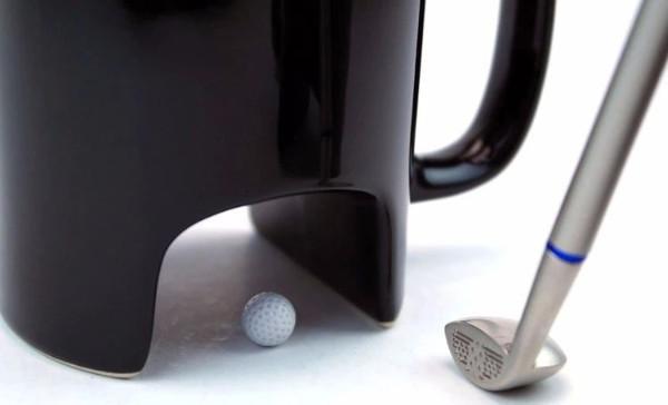 PUTTING COFFEE MUG